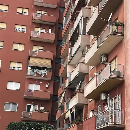 特拉斯特维尔米瑞拉公寓 公寓 *